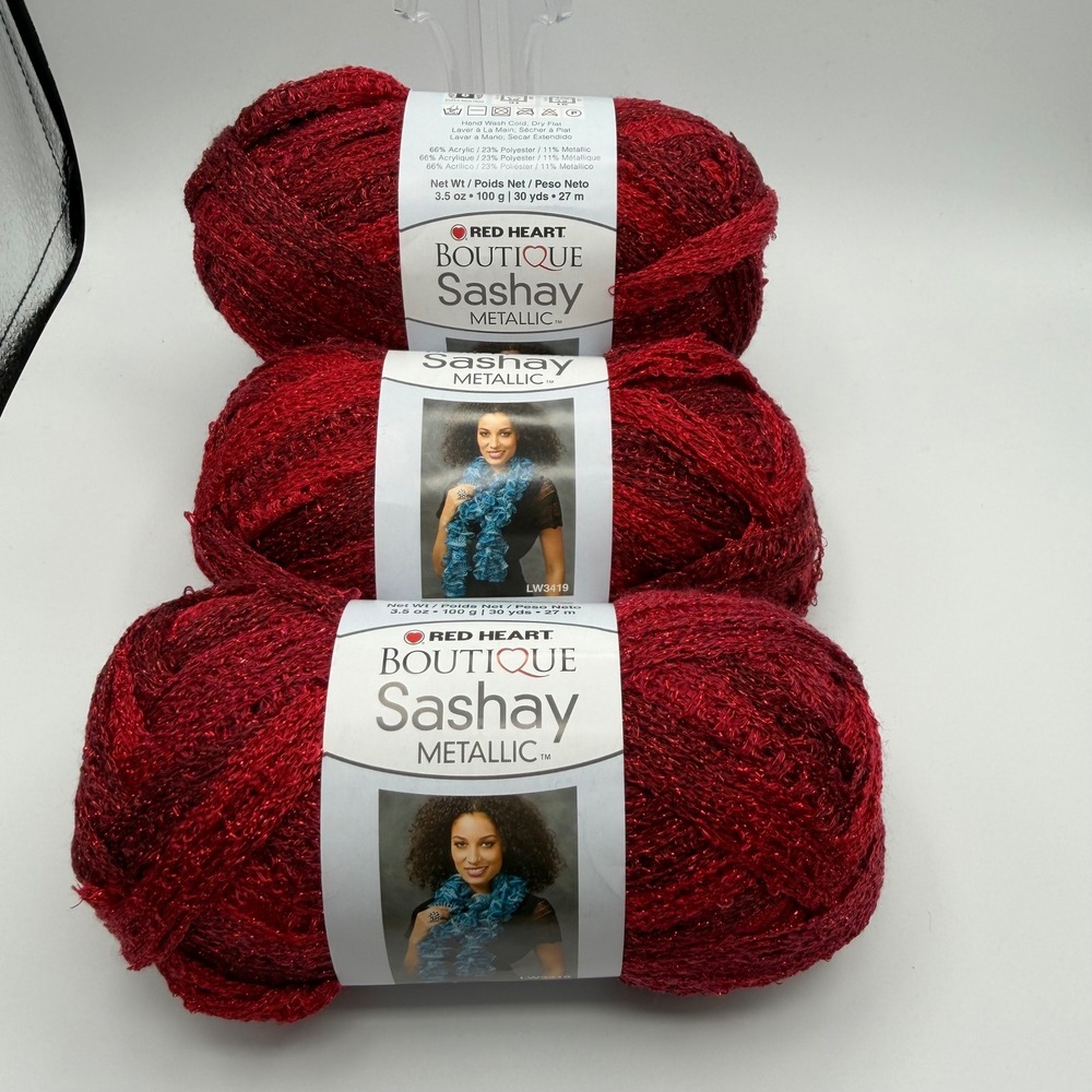 Red Heart Boutique Sashay Metallic Yarn Rubies Red Lot of 3 Dye Lot 332 E782M